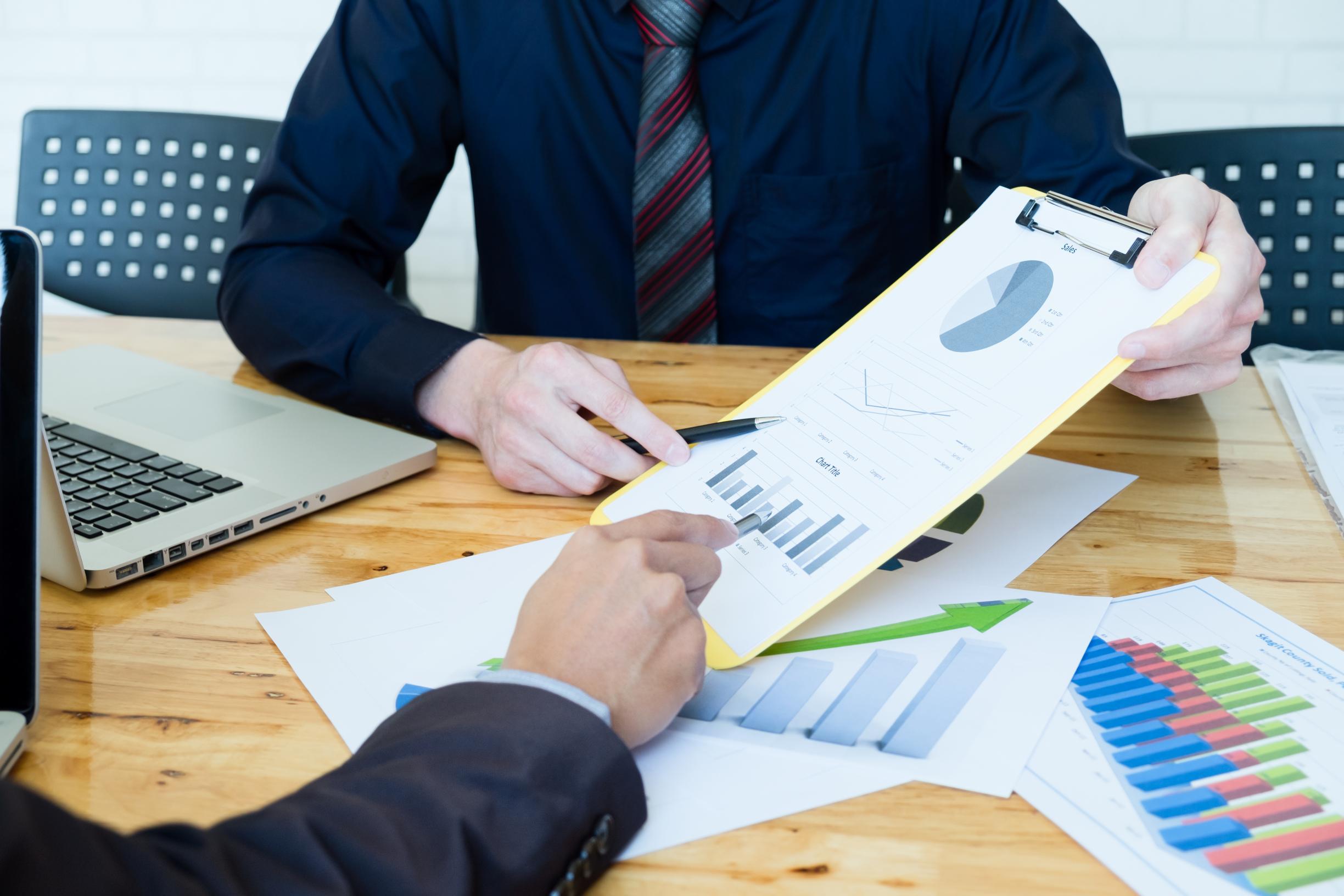 Build B2B Email List Free: 12 Proven Organic Strategies image