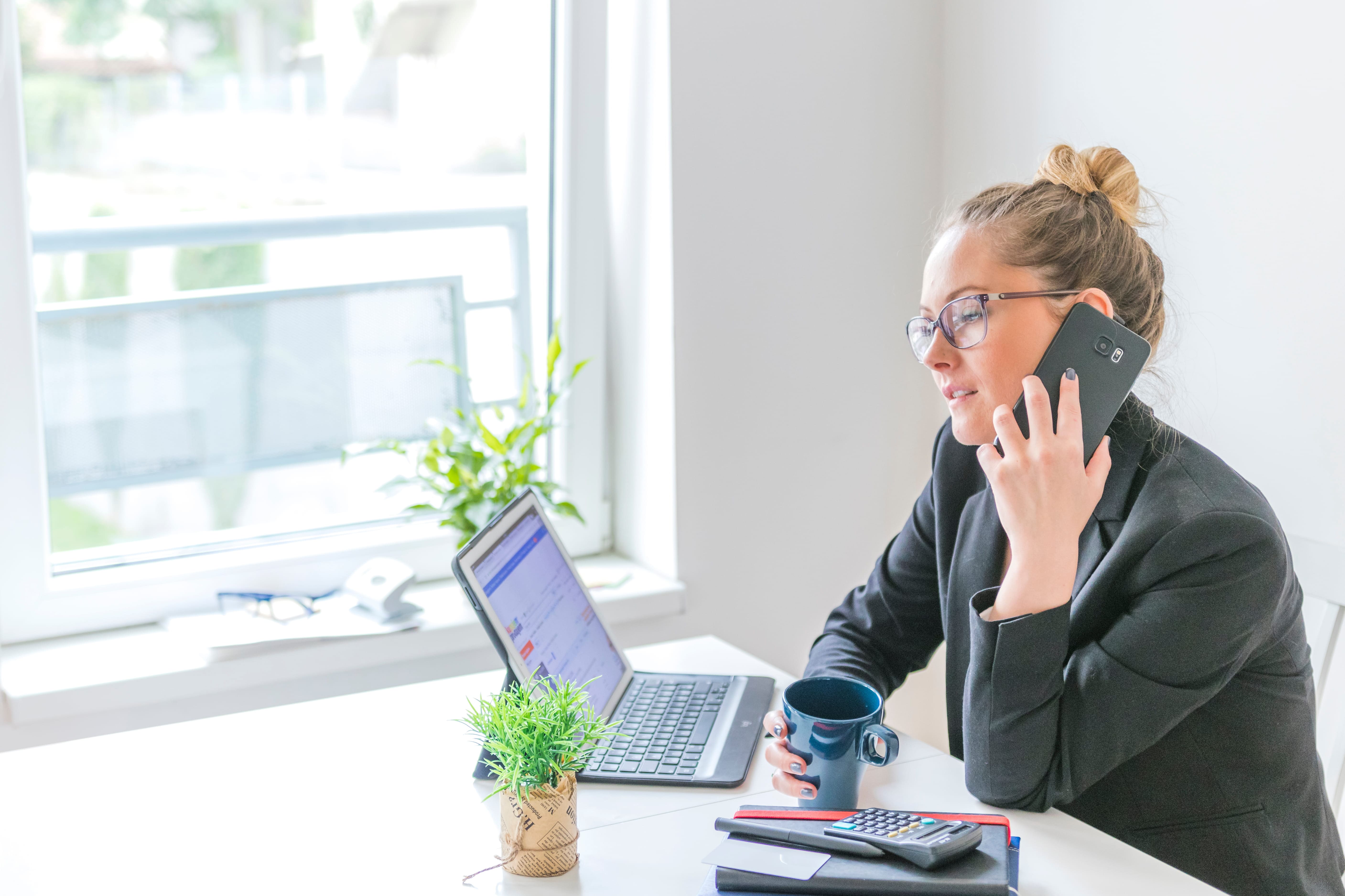 Cold Email vs Cold Calling: Which One Gets More Sales in 2026? image