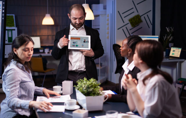 How To Find Leads for Your Business In 10 Effective Ways? image