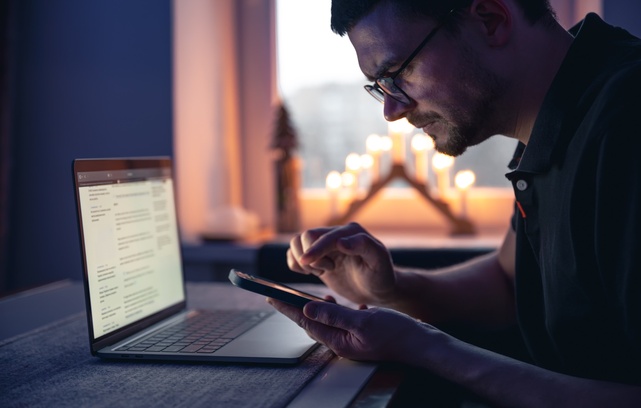 What Goes Into Text Message Marketing Cost? image