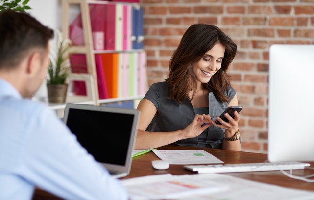 Why Does SMS Marketing Work Well in the Current Marketing Scenario? image