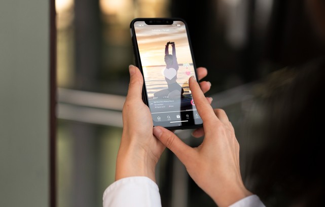 Instagram Influencer Marketing: Leveraging Social Media for Success image